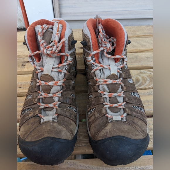 Women's Keen Brown Leather Hiking Boots Size 8 - Picture 1 of 4